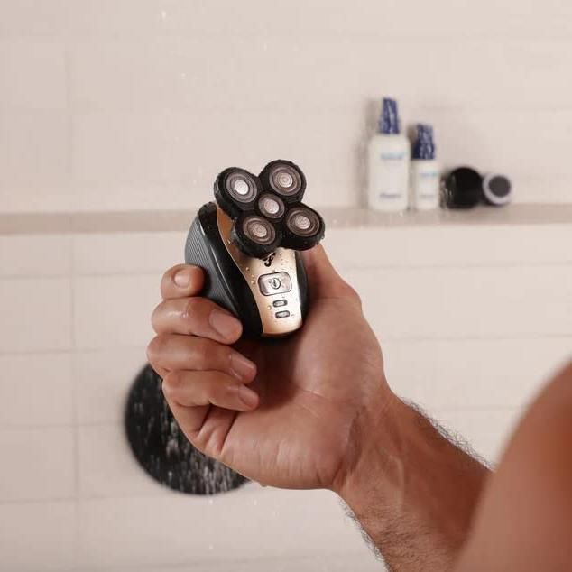 Kit Afeitadora Multifuncional LUXUR 5 en 1™ (Afeita, Perfila, Exfolia y Masajea)